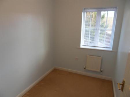 3 bedroom Terraced House to let in Russett Close, Barwell, LE9