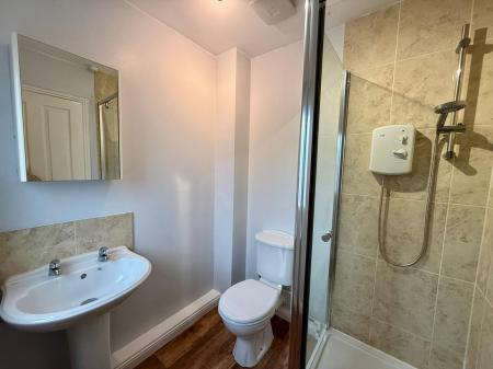 3 bedroom Semi-detached house to let in Rannoch Drive, Nuneaton, CV10
