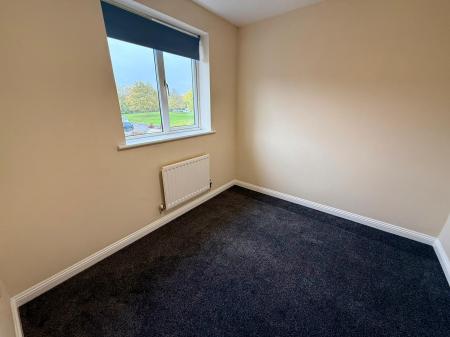3 bedroom Semi-detached house to let in Rannoch Drive, Nuneaton, CV10