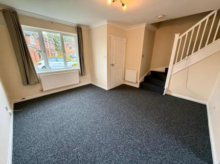 3 bedroom Semi-detached house to let in Rannoch Drive, Nuneaton, CV10