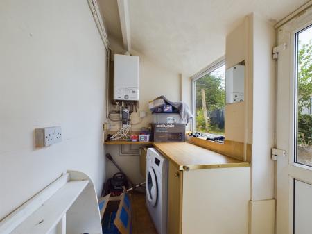 2 bedroom Terraced House for sale in High Street, Barwell, LE9