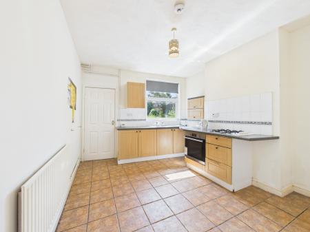 2 bedroom Terraced House for sale in High Street, Barwell, LE9