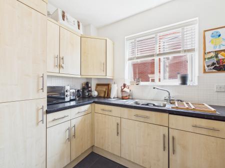 2 bedroom Apartment for sale in Derby Road, Hinckley, LE10