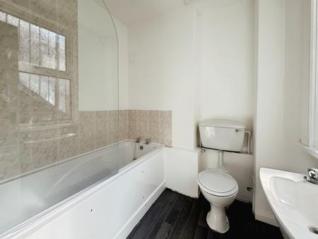 1 bedroom Flat to let in Bull Street, Nuneaton, CV11