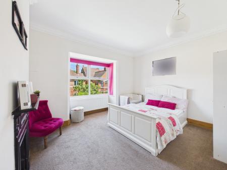 3 bedroom Semi-detached house for sale in Mount Road, Hinckley, LE10