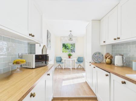 3 bedroom Semi-detached house for sale in Mount Road, Hinckley, LE10