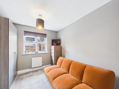 4 bedroom Town house for sale in Fosse Close, Burbage, LE10