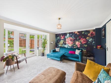 4 bedroom Town house for sale in Fosse Close, Burbage, LE10