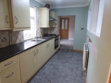 2 bedroom Terraced House to let in Canning Street, Hinckley, LE10