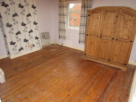 2 bedroom Terraced House to let in Canning Street, Hinckley, LE10
