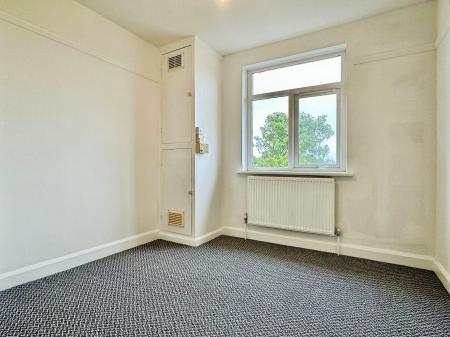 3 bedroom Semi-detached house to let in Woodland Avenue, Burbage, LE10