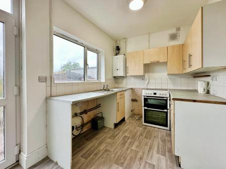 3 bedroom Semi-detached house to let in Woodland Avenue, Burbage, LE10