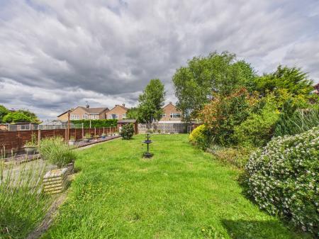3 bedroom Detached bungalow for sale in Ribblesdale Avenue, Hinckley, LE10