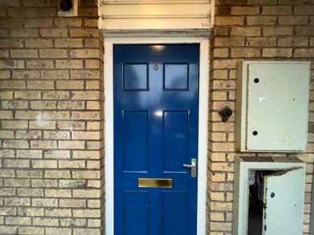 Halls Court, Stoney Stanton, LE9