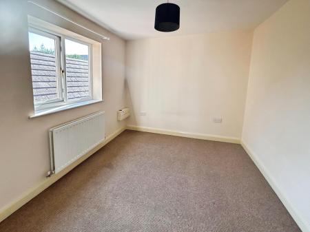 1 bedroom Flat to let in High Street, Earl Shilton, LE9