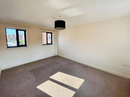 1 bedroom Flat to let in High Street, Earl Shilton, LE9