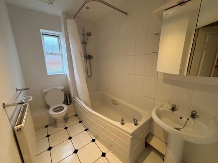 2 bedroom Flat to let in Praetor House, Upper Bond Street