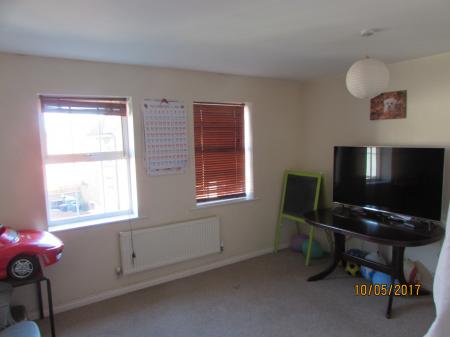 2 bedroom Flat to let in Upper Bond Street, Hinckley, LE10