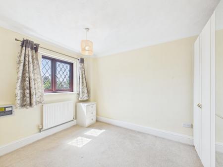 1 bedroom Flat for sale in Windsor Court, Burbage, LE10