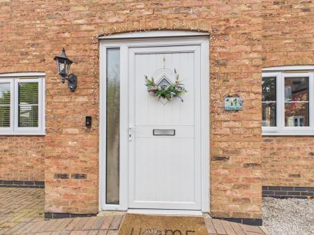 3 bedroom Semi-detached house for sale in St Marys Mews, Barwell, LE9