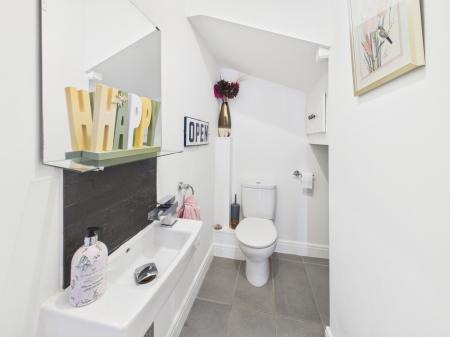 3 bedroom Semi-detached house for sale in St Marys Mews, Barwell, LE9