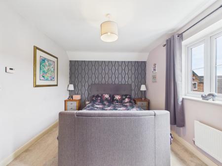 3 bedroom Semi-detached house for sale in St Marys Mews, Barwell, LE9