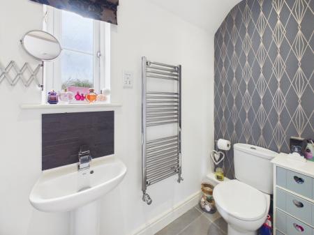 3 bedroom Semi-detached house for sale in St Marys Mews, Barwell, LE9