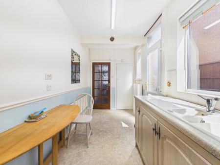 3 bedroom Detached house for sale in Trinity Vicarage Road, Hinckley, LE10