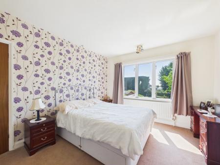 3 bedroom Detached house for sale in Trinity Vicarage Road, Hinckley, LE10