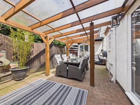 5 bedroom Detached house for sale in Desford Lane, Peckleton, LE9
