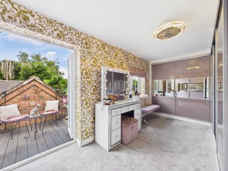 5 bedroom Detached house for sale in Desford Lane, Peckleton, LE9