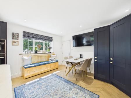 5 bedroom Detached house for sale in Desford Lane, Peckleton, LE9
