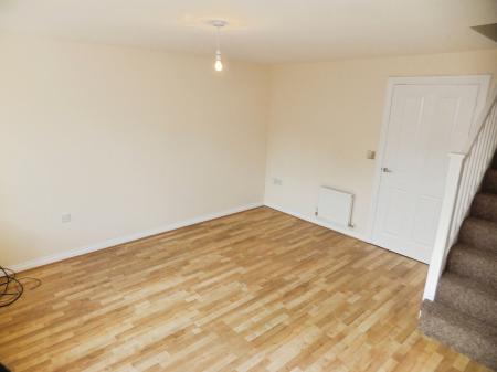 2 bedroom Terraced House to let in Whitebeam Way, Nuneaton, CV10