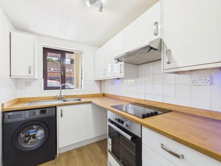 2 bedroom Terraced House for sale in Ashleigh Drive, Nuneaton, CV11