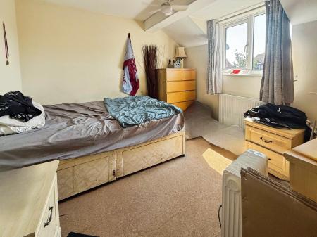 1 bedroom Flat to let in Granville Gardens, Hinckley, LE10