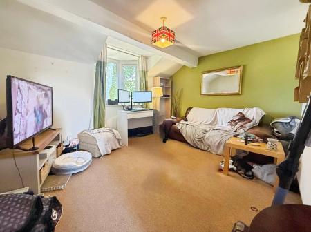 1 bedroom Flat to let in Granville Gardens, Hinckley, LE10