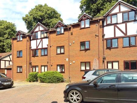 Granville Gardens, Hinckley, LE10