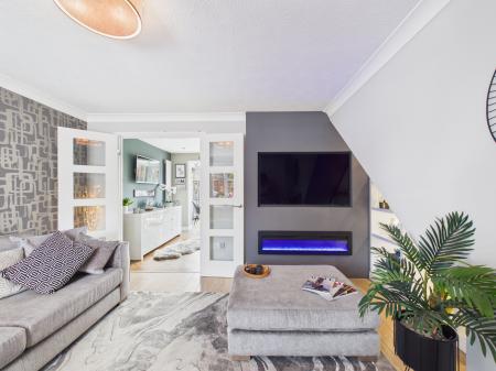 3 bedroom Semi-detached house for sale in Dartington Way, Nuneaton, CV11