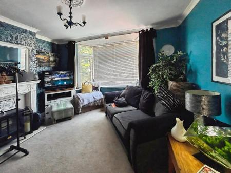 2 bedroom Semi-detached house to let in Brookdale Road, Nuneaton, CV10
