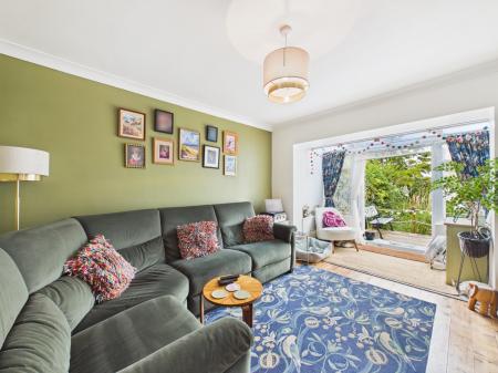2 bedroom Detached bungalow for sale in St George's Avenue, Hinckley, LE10
