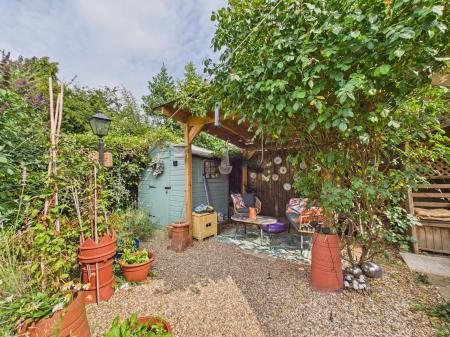 2 bedroom Detached bungalow for sale in St George's Avenue, Hinckley, LE10