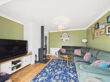2 bedroom Detached bungalow for sale in St George's Avenue, Hinckley, LE10