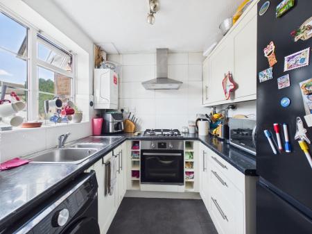 2 bedroom Terraced House for sale in Grange Drive, Burbage, LE10