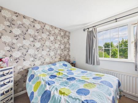 2 bedroom Terraced House for sale in Grange Drive, Burbage, LE10