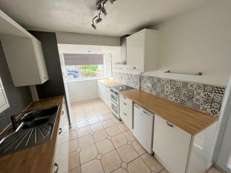 3 bedroom Semi-detached house to let in Station Road, Higham on the Hill, CV13
