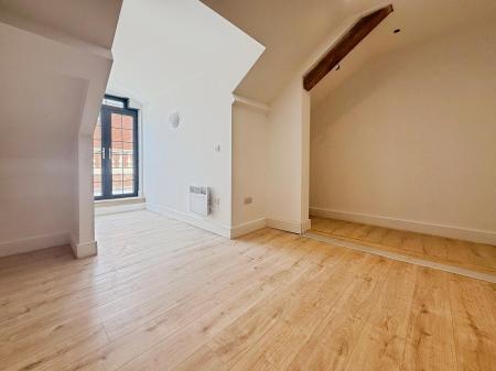 2 bedroom Flat to let in Essentia House, Upper Bond Street, Hinckley