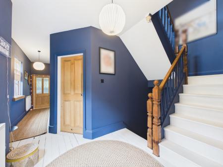 4 bedroom Semi-detached house for sale in Mount Road, Hinckley, LE10