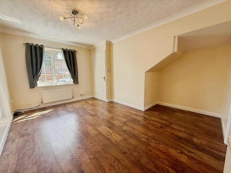 2 bedroom Semi-detached house to let in Sterling Way, Nuneaton, CV11