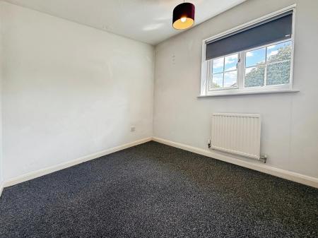2 bedroom Semi-detached house to let in Sterling Way, Nuneaton, CV11