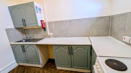 1 bedroom Flat to let in 95 Bold Street, Fenny Drayton, FY7